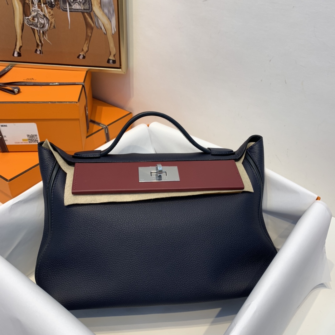 HERMES 爱马仕官网直销 订单 走秀款24/24 birkin和kelly完美结合、少了老kelly的硬朗 多了一份随性的休闲气息 togo皮质   午夜蓝拼宝石红拼太妃糖 银扣