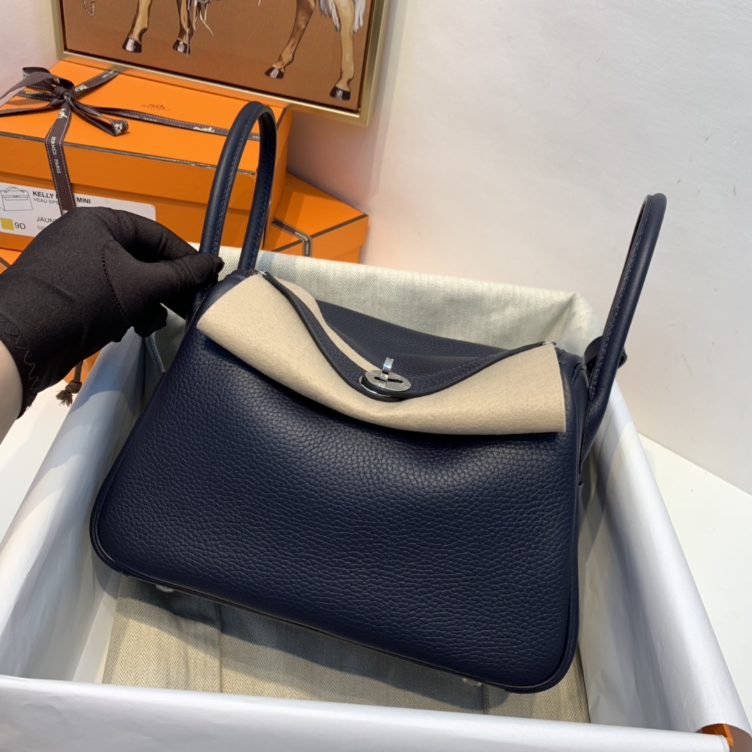HERMES 爱马仕 订单  26Lindy  进口tc皮  73 宝石蓝 银扣