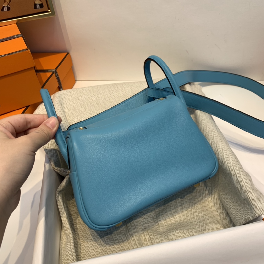 HERMES 爱马仕 Mini Lindy  Swift 皮  P3 北方蓝金扣