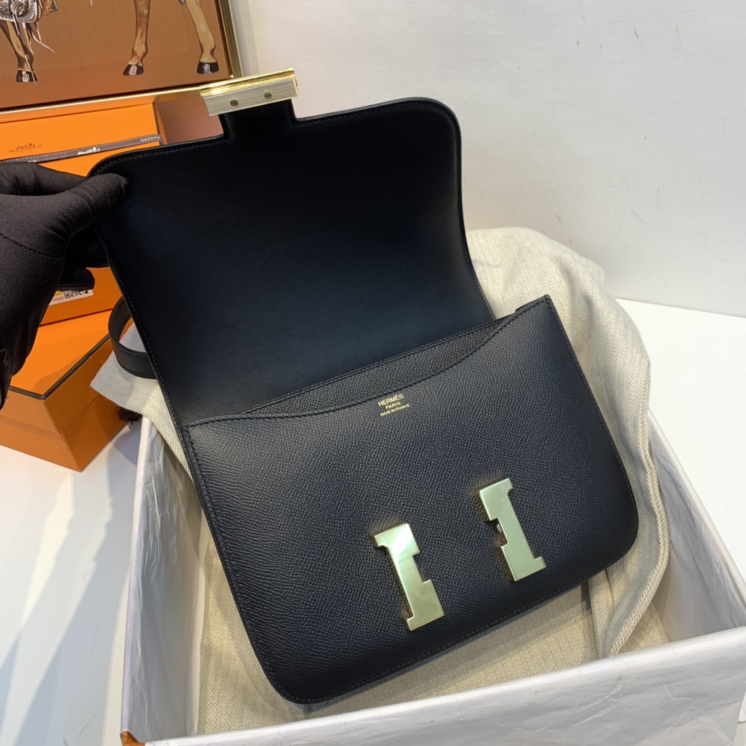 HERMES 爱马仕 订单 24 Constance  epsom 皮  89 黑色金扣