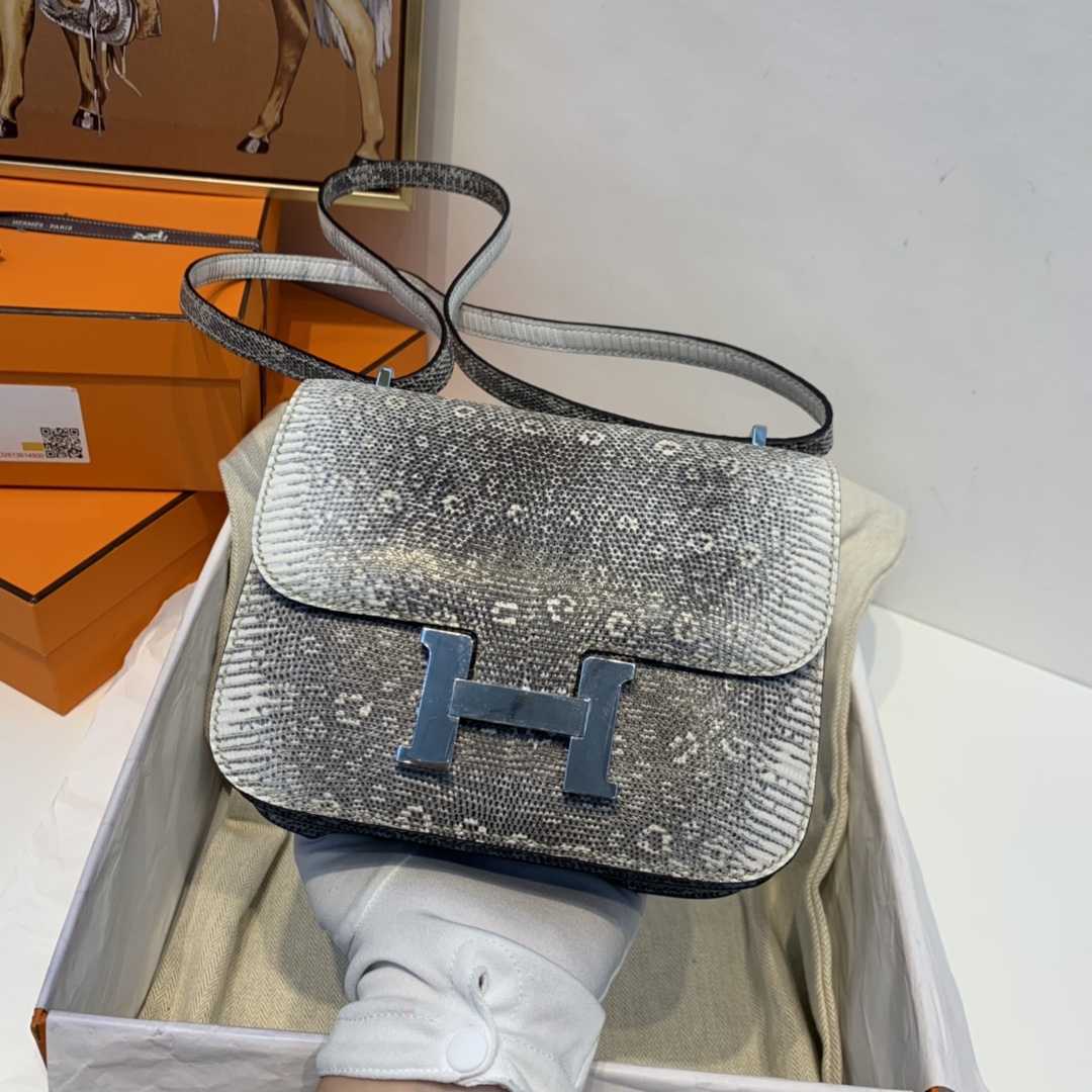 爱马仕 新到现货 constance 19cm  lizard 蜥蜴皮  雪花喜马拉雅    银扣  我家康康包型无敌了！正品开版 欢迎对比