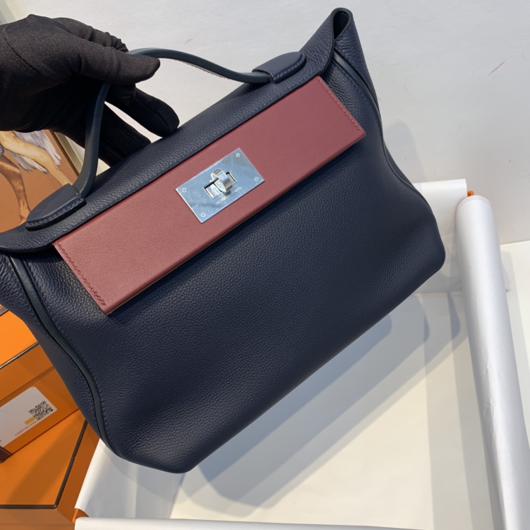 HERMES 爱马仕官网直销 订单 走秀款24/24 birkin和kelly完美结合、少了老kelly的硬朗 多了一份随性的休闲气息 togo皮质   午夜蓝拼宝石红拼太妃糖 银扣
