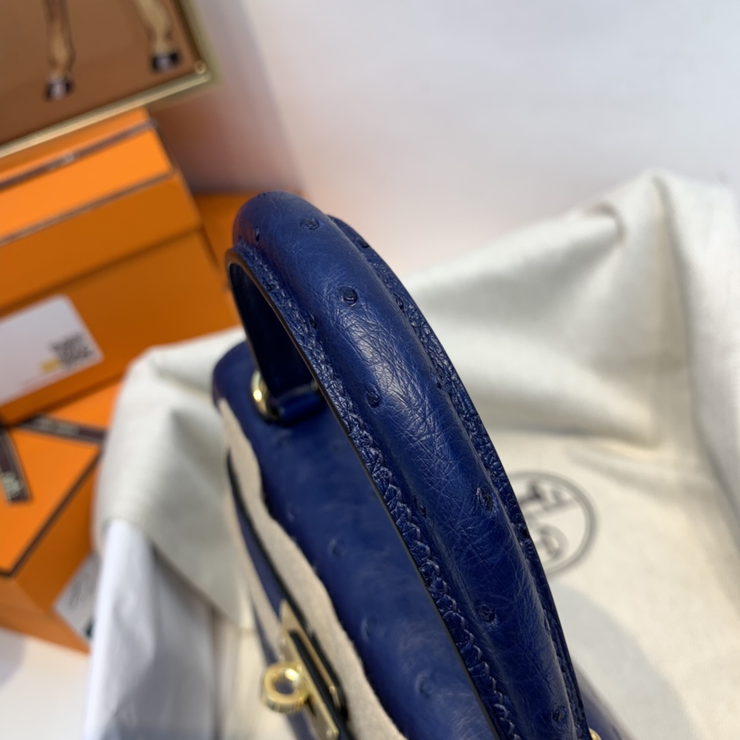 HERMES kelly 25cm  南非kk鸵鸟皮ostrich 总能虏获一众时尚人士的青睐！上身只能“高级”两字来形容  73-宝石蓝 金扣