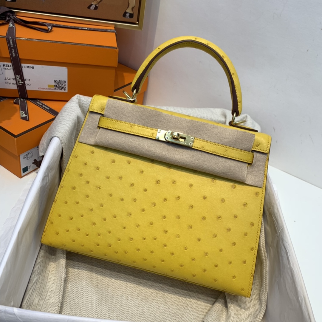 HERMES kelly 25cm  南非kk鸵鸟皮ostrich 总能虏获一众时尚人士的青睐！上身只能“高级”两字来形容  9D 琥珀黄 金扣