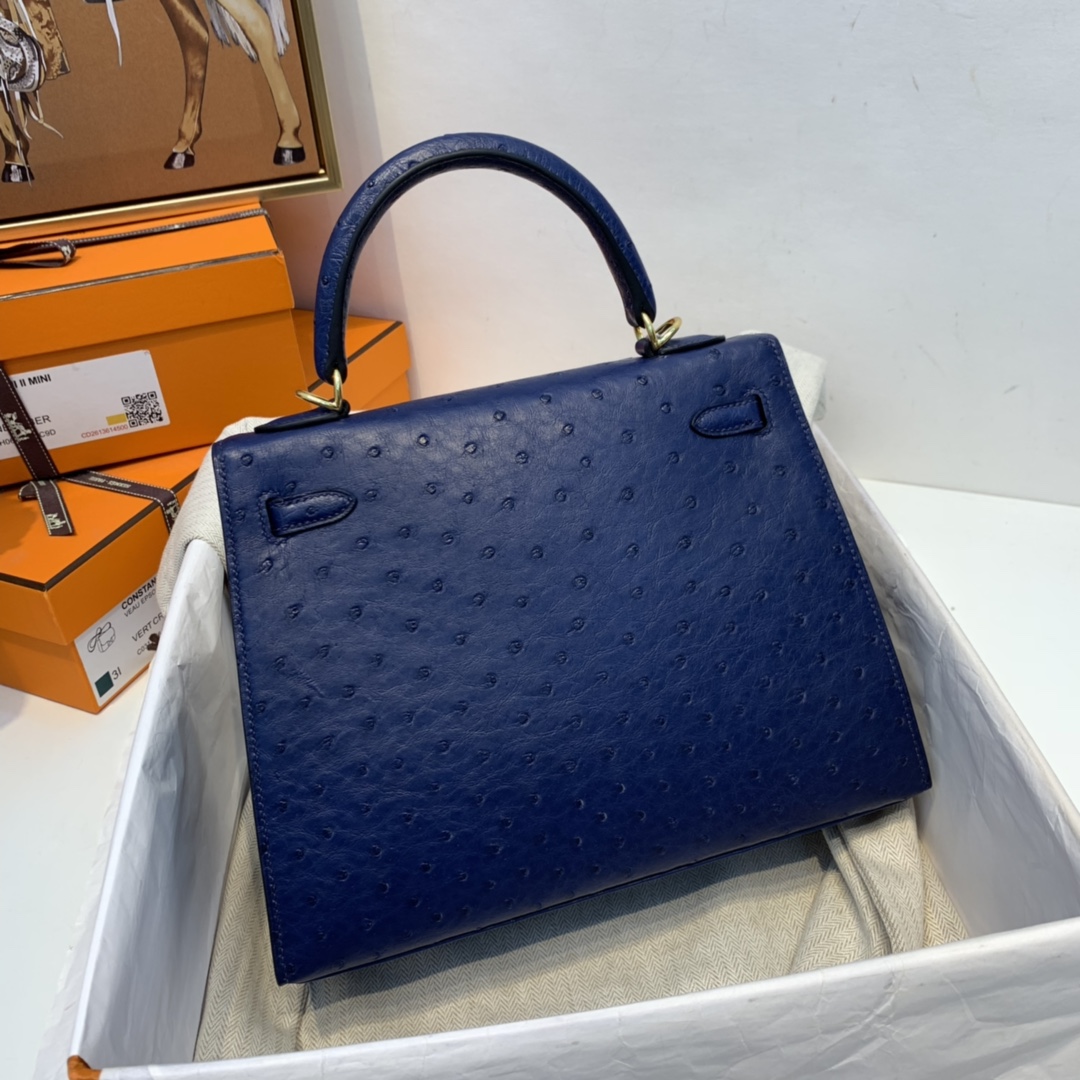 HERMES kelly 25cm  南非kk鸵鸟皮ostrich 总能虏获一众时尚人士的青睐！上身只能“高级”两字来形容  73-宝石蓝 金扣