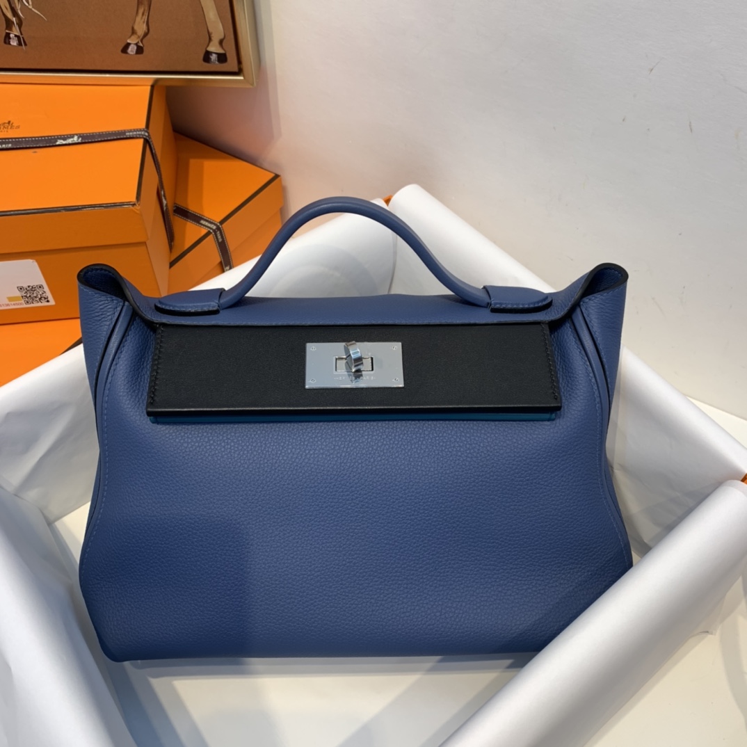 HERMES 爱马仕官网直销 订单 走秀款24/24 birkin和kelly完美结合、少了老kelly的硬朗 多了一份随性的休闲气息 togo皮质 明蓝拼黑色拼伊蓝