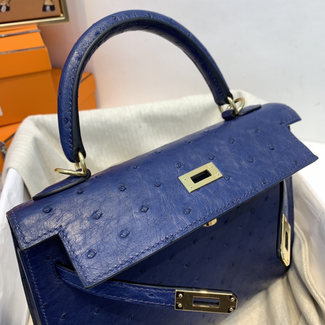 HERMES kelly 25cm  南非kk鸵鸟皮ostrich 总能虏获一众时尚人士的青睐！上身只能“高级”两字来形容  73-宝石蓝 金扣