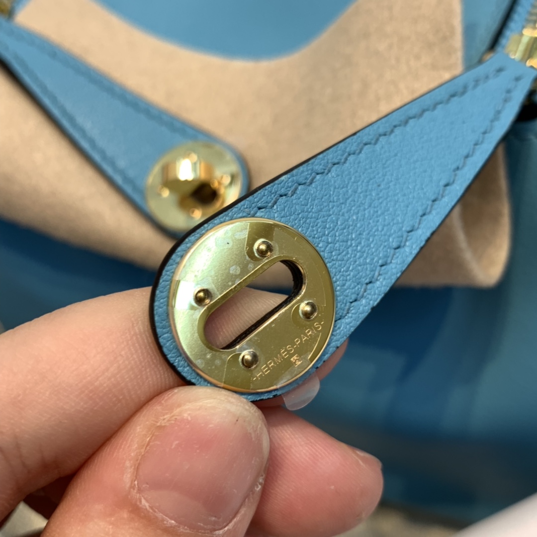 HERMES 爱马仕 Mini Lindy  Swift 皮  P3 北方蓝金扣