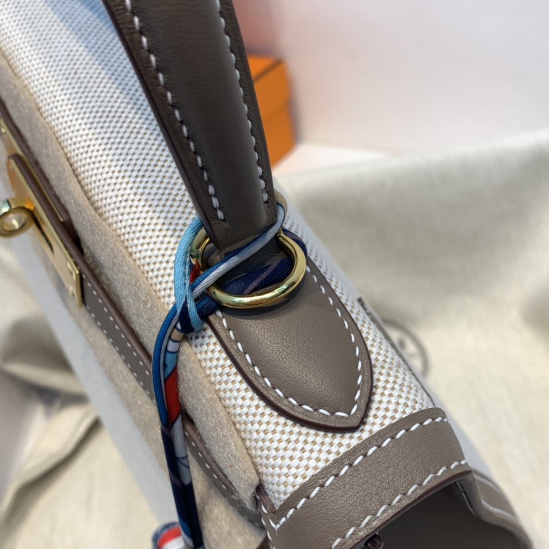 爱马仕 限量款 kelly 28cm  耐看帅气的款式 真的越看越好看 超级酷 Swift/Toile H 37-大象灰 金扣