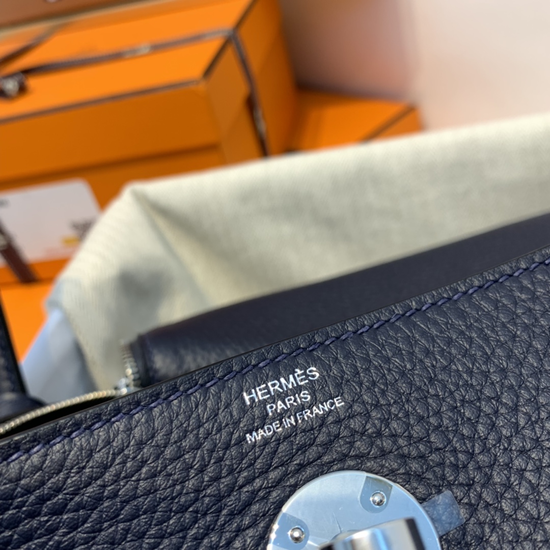HERMES 爱马仕 订单  26Lindy  进口tc皮  73 宝石蓝 银扣