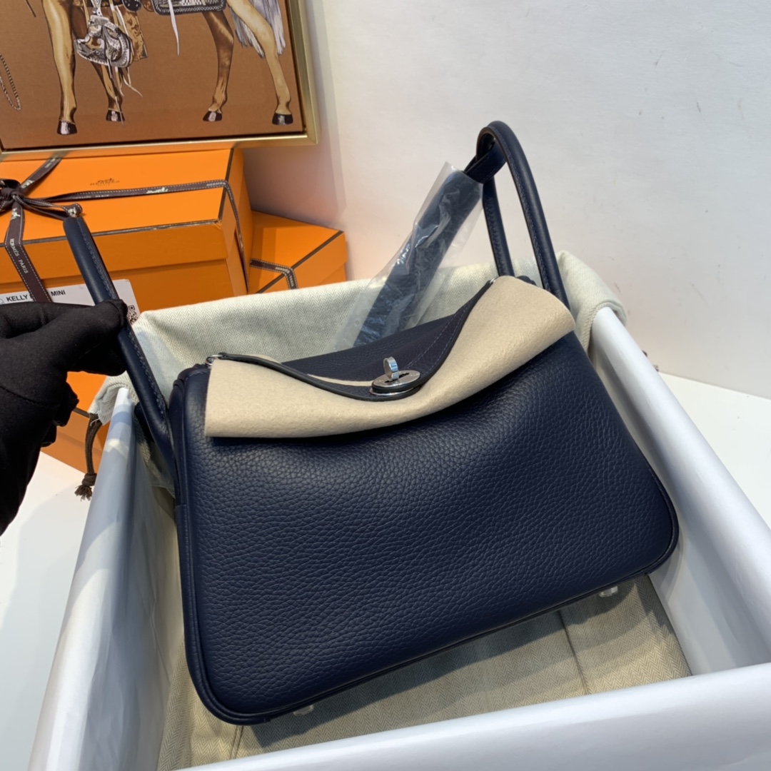 HERMES 爱马仕 订单  26Lindy  进口tc皮  73 宝石蓝 银扣