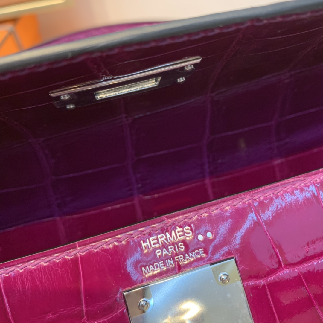 HERMES 爱马仕  kelly 28cm  亮光nilo crocodile 尼罗鳄鱼皮