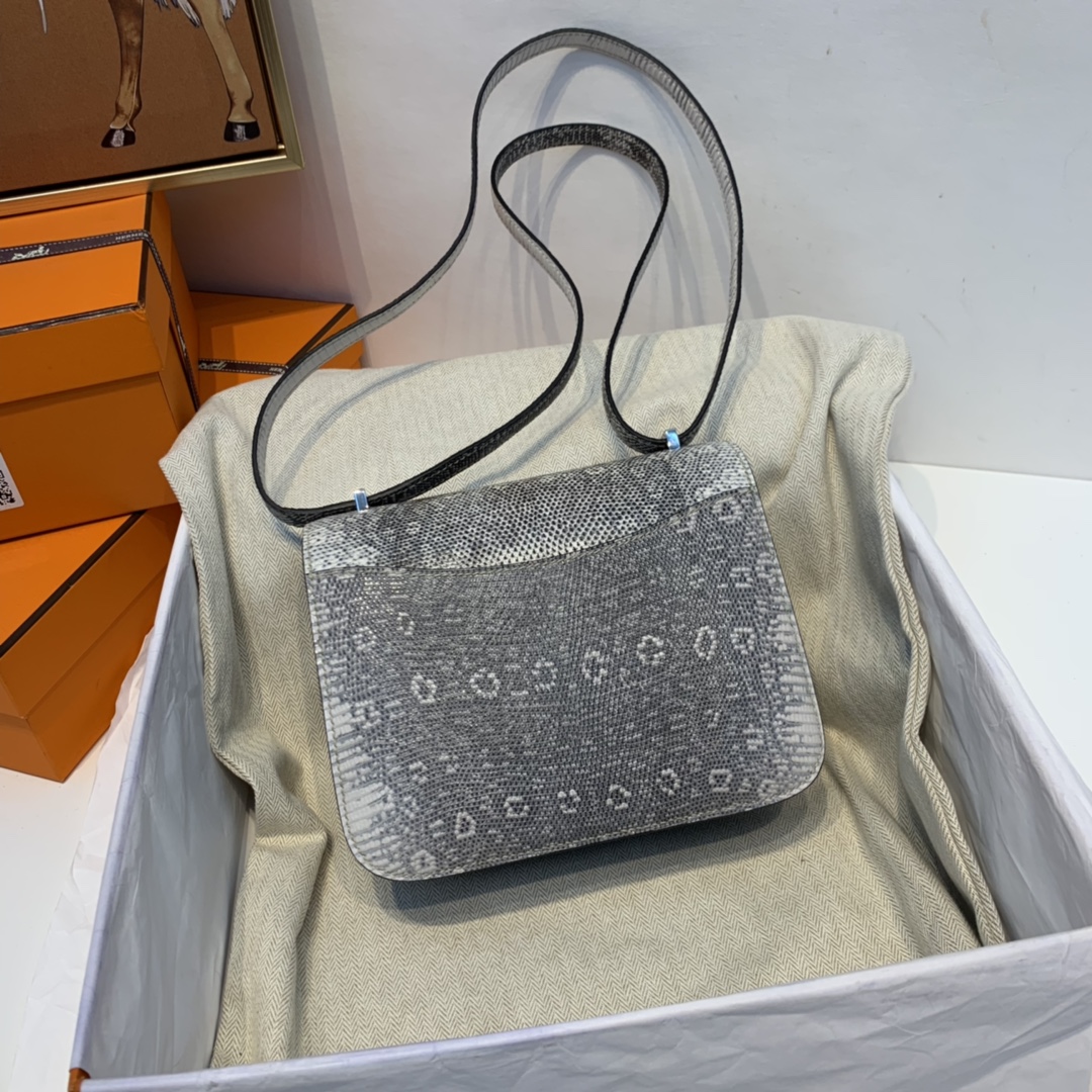 爱马仕 新到现货 constance 19cm  lizard 蜥蜴皮  雪花喜马拉雅    银扣  我家康康包型无敌了！正品开版 欢迎对比