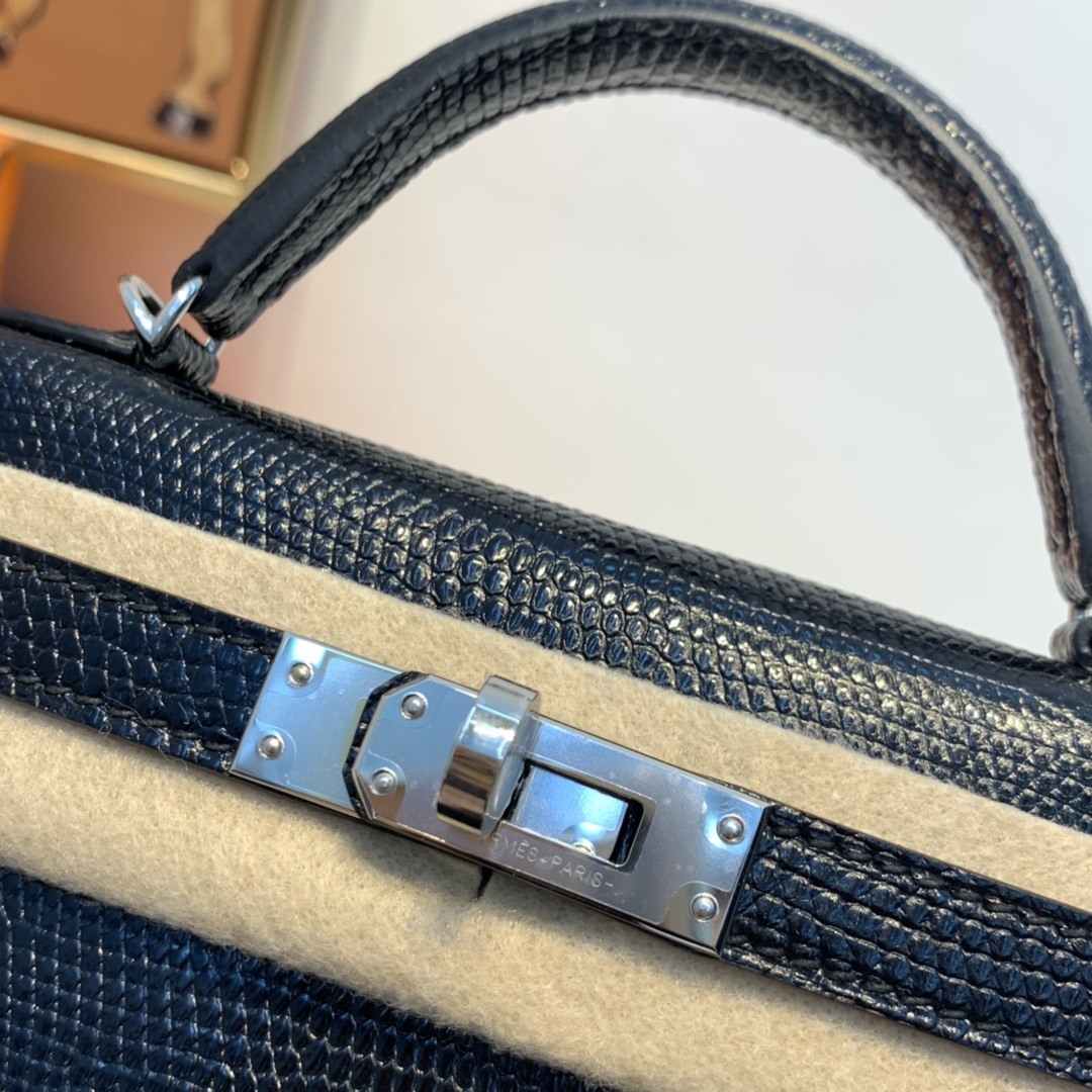 HERMES 爱马仕 订单  Mini Kelly 二代 蜥蜴皮  89黑色银扣