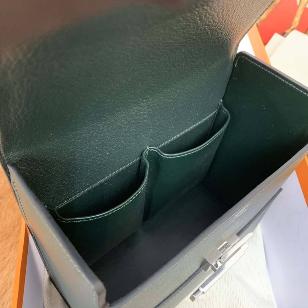 爱马仕 cinhetic 18cm 盒子包  chevre mysore 山羊皮 6O 松柏绿 超级有气质