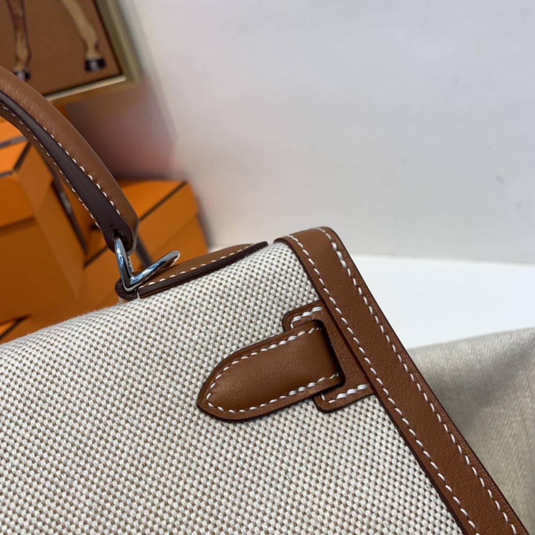 爱马仕 限量款 kelly 28cm  耐看帅气的款式 真的越看越好看 超级酷 Swift/Toile H 37-金棕色 银扣