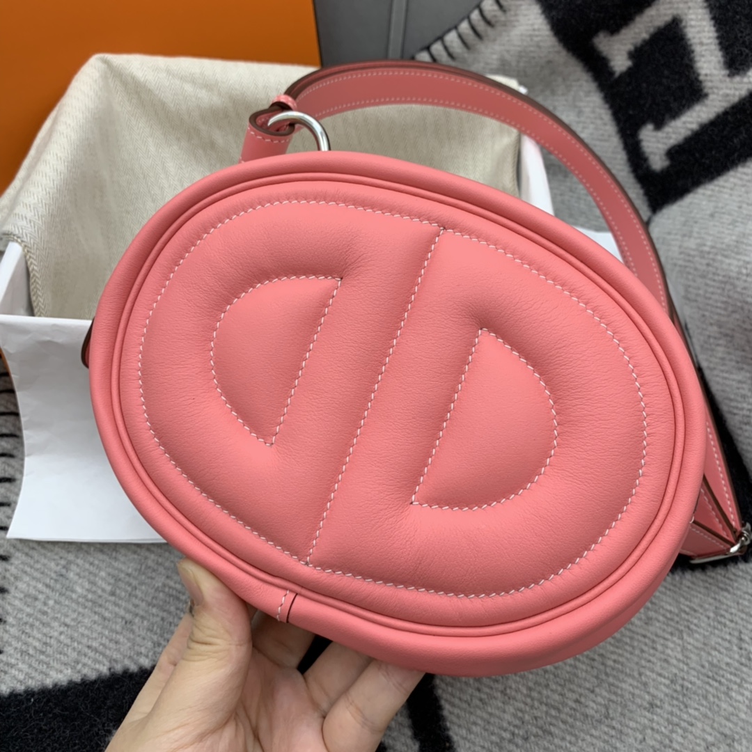 香港爱马仕官网 订单出货 Hermes In-the-Loop休闲款猪鼻子腰包 性价比超高 Swift