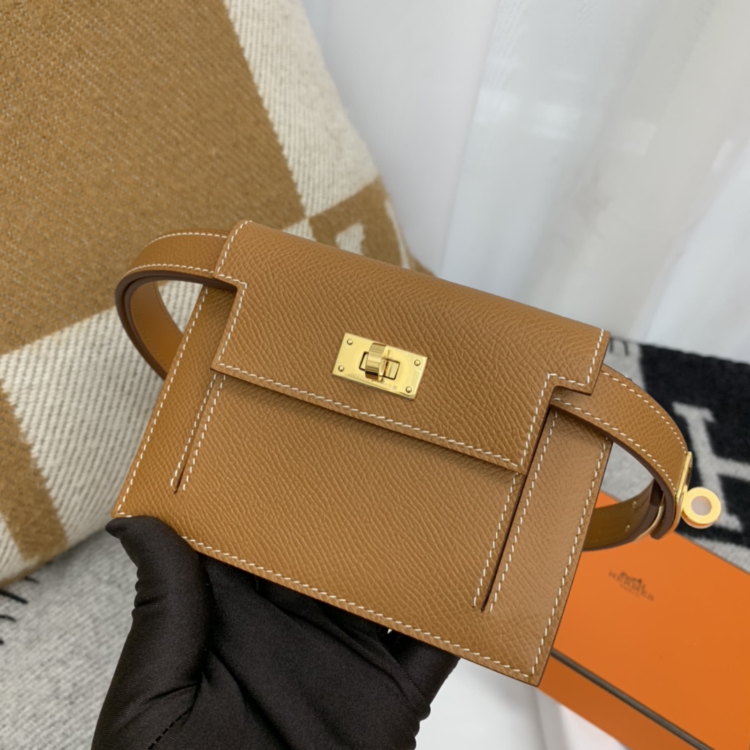 爱马仕 订单 Kelly pocket  epsom 37金棕 搭配kelly 腰带一套 当腰包个性帅气? 正品开版 放心下单?