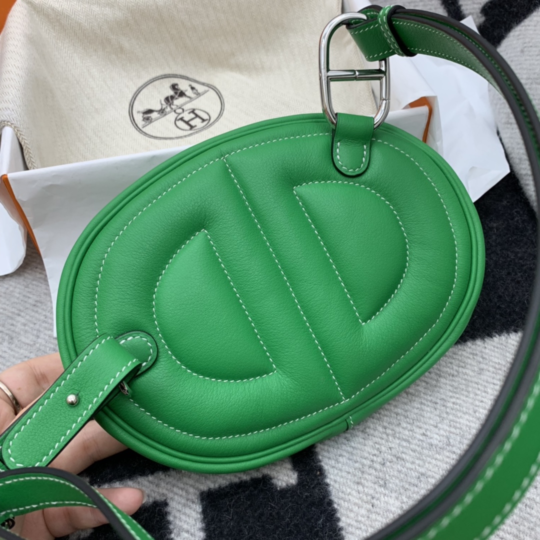 香港爱马仕官网 订单出货 Hermes In-the-Loop休闲款猪鼻子腰包 性价比超高 Swift