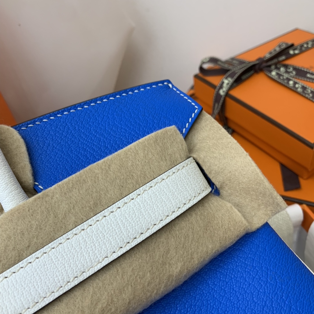 HERMES 爱马仕 birkin 30cm  chevre mysore 山羊皮 7Q希腊蓝拼纯白 银扣 适合网红小姐姐 街拍更加好看 显的独一无二！