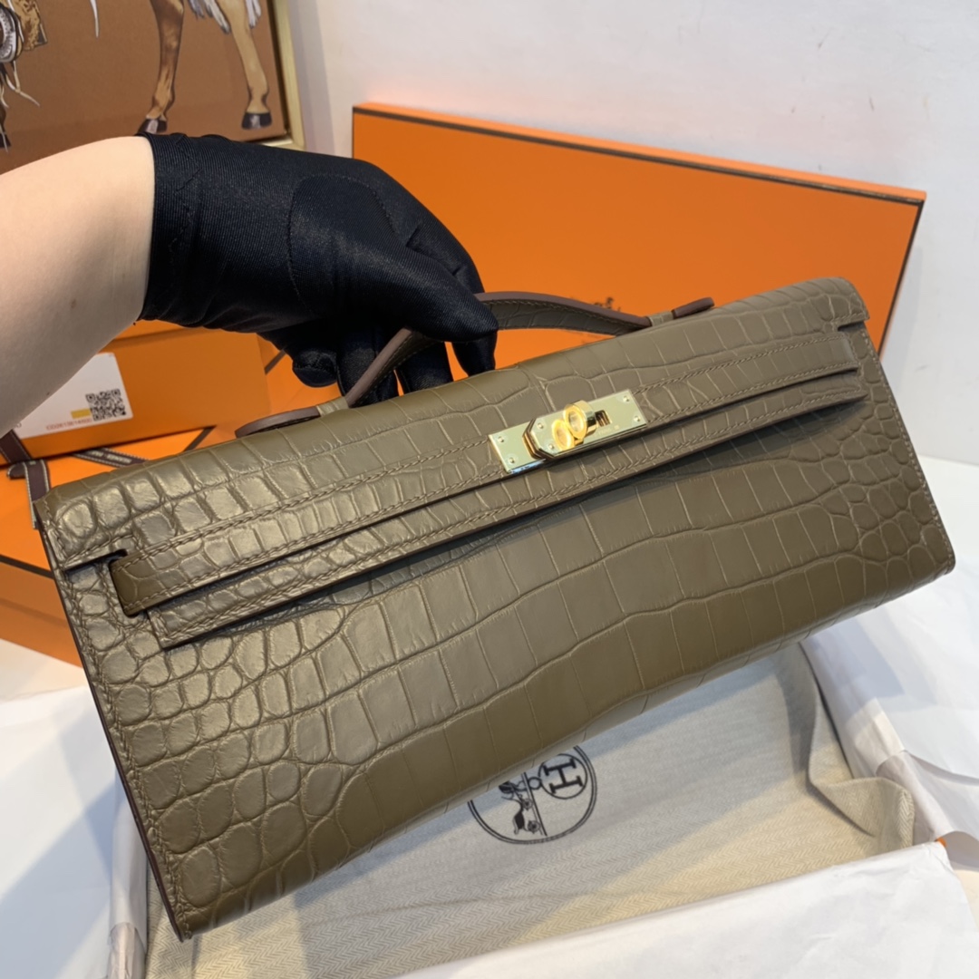 HERMES kelly cut 晚宴气质手拿包 绝对的贵妇必备！  哑光Alligator crocodile 美洲鳄鱼  M1 新大象灰 金扣
