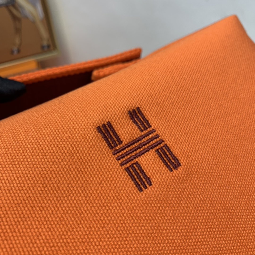 HERMES 爱马仕官网直供 大号 饭盒包 大容量小身材 百搭休闲款