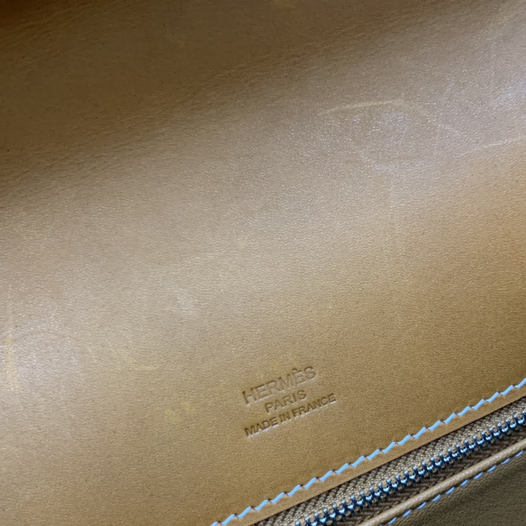 香港爱马仕官网 kelly 28 cm 限量定制款 链条帆布拼Barenia马鞍皮 银扣 顶级蜡线手缝工艺！  我家做的就是_好口碑！ 坚信_用品质留住懂货的你！