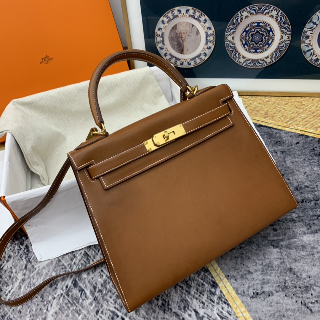 HERMES 爱马仕官网同步 kelly 28cm Barenia 马鞍皮 特殊刻印 最稀有也是最值得入手的普皮 有自有修复功能、 马鞍色 金扣