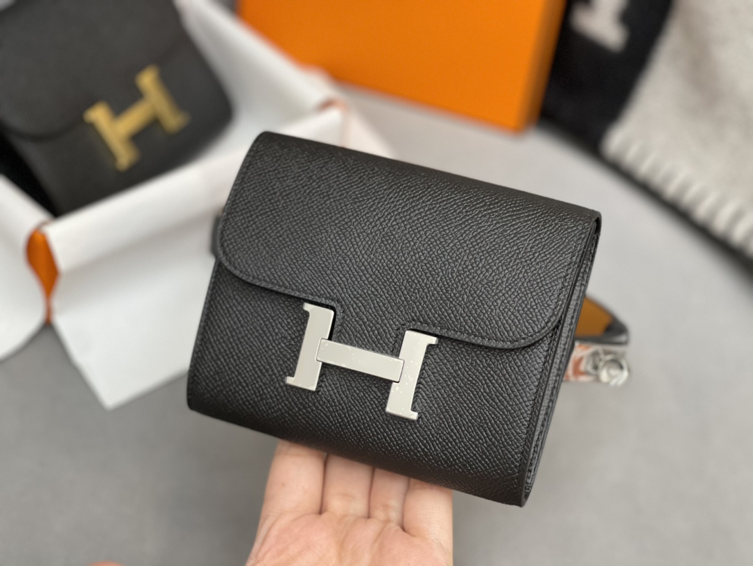 HERMES Constance compact 腰包 钱包背后做成了可以穿过腰带或皮带的皮搭 Epsom 89黑色Noir 银扣 正品开版