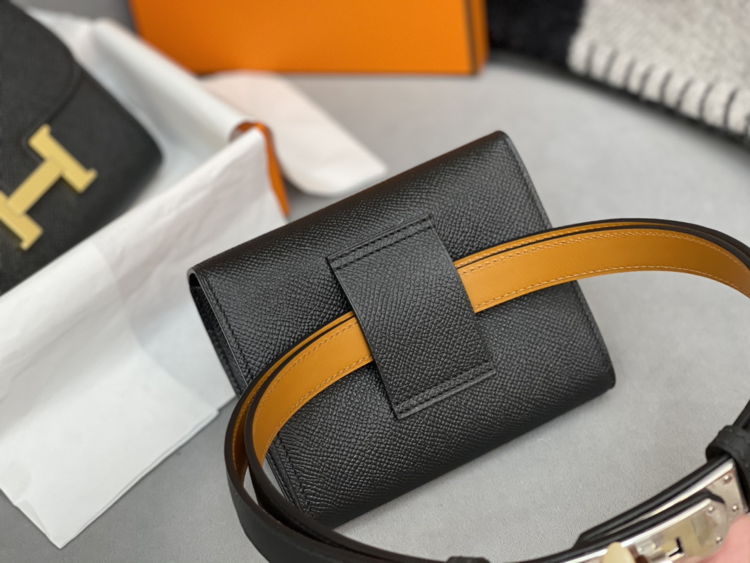 HERMES Constance compact 腰包 钱包背后做成了可以穿过腰带或皮带的皮搭 Epsom 89黑色Noir 银扣 正品开版