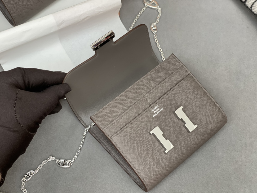 HERMES Constance compact 腰包 钱包背后做成了可以穿过腰带或皮带的皮搭 Epsom 8F 锡器灰 Erain 银扣 正品开版