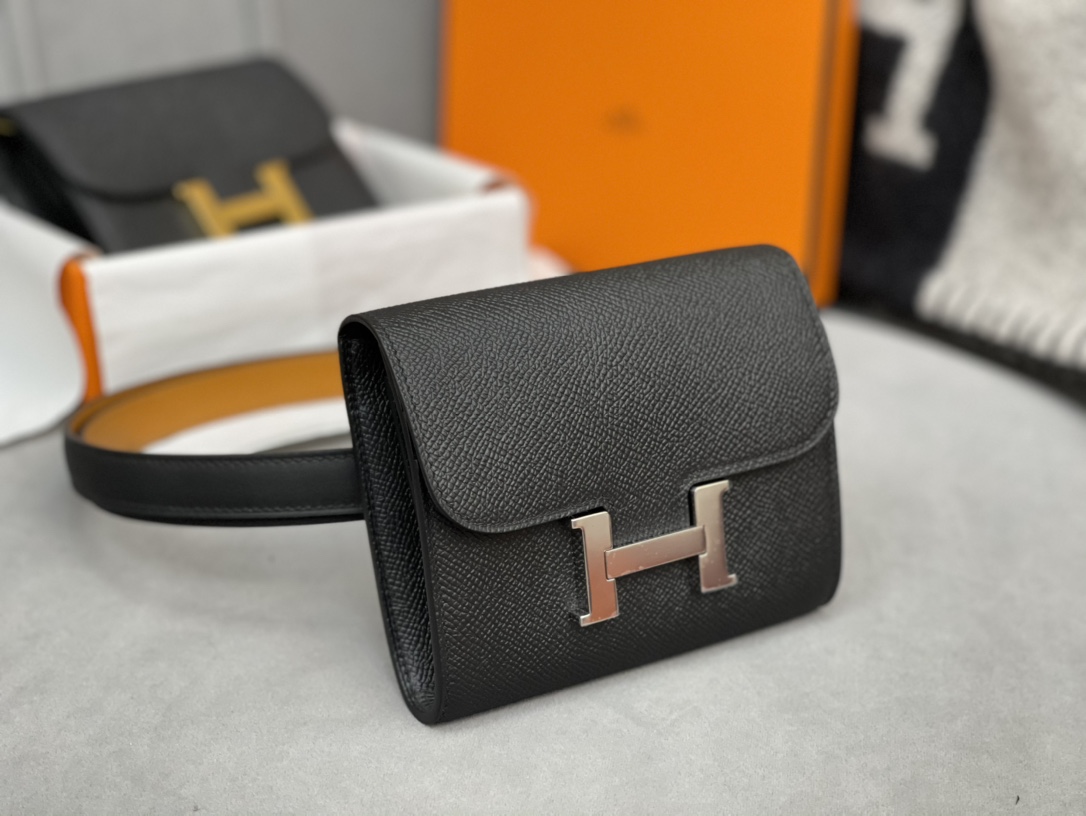 HERMES Constance compact 腰包 钱包背后做成了可以穿过腰带或皮带的皮搭 Epsom 89黑色Noir 银扣 正品开版