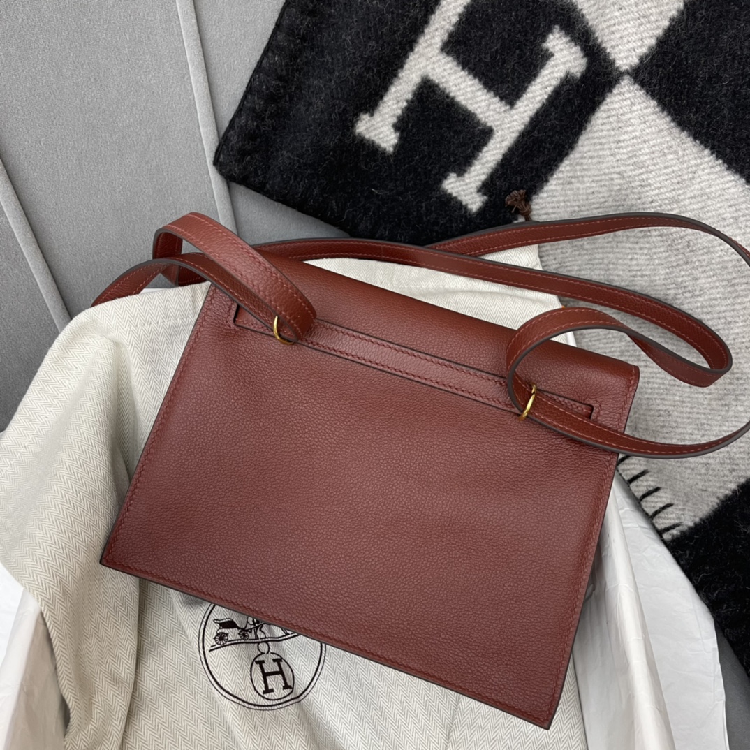 爱马仕 kelly danse跳舞包 kelly系列 正品开版 专柜品质 原厂 evercolor 57波尔多酒红Bordeaux  金扣
