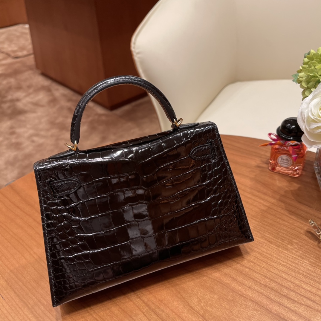 爱马仕 Mini kelly 二代 Alligator crocodile 美洲鳄鱼 89黑色 高级又低调 金扣 现货