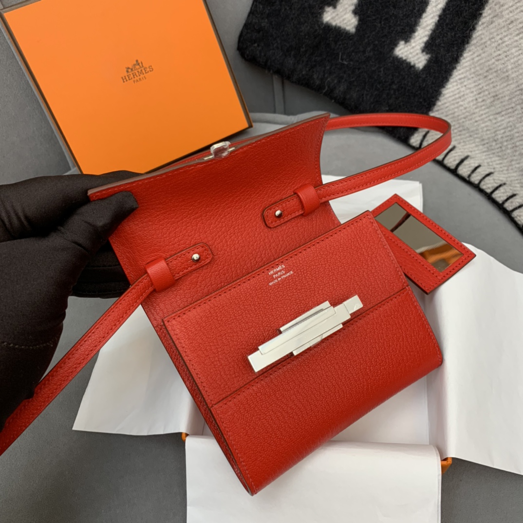 HERMES Cinhetic mini 12cm 新款设计旋转扣伍金 凹造型 H家首款配带镜子的设计 S3 心红