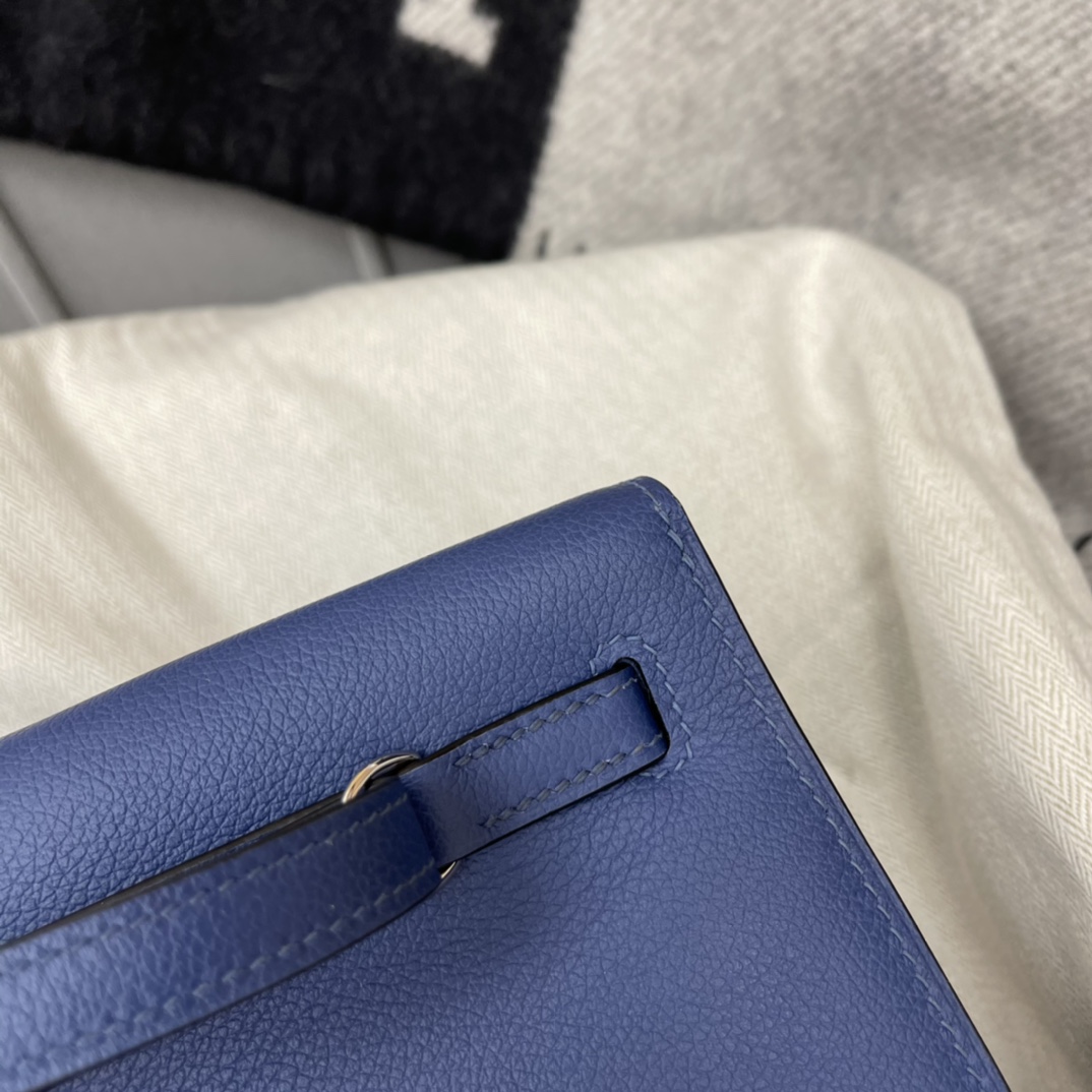 爱马仕 kelly danse跳舞包是kelly系列 正品开版 专柜品质 原厂evercolor R2 玛瑙蓝 Blue Agate 银扣