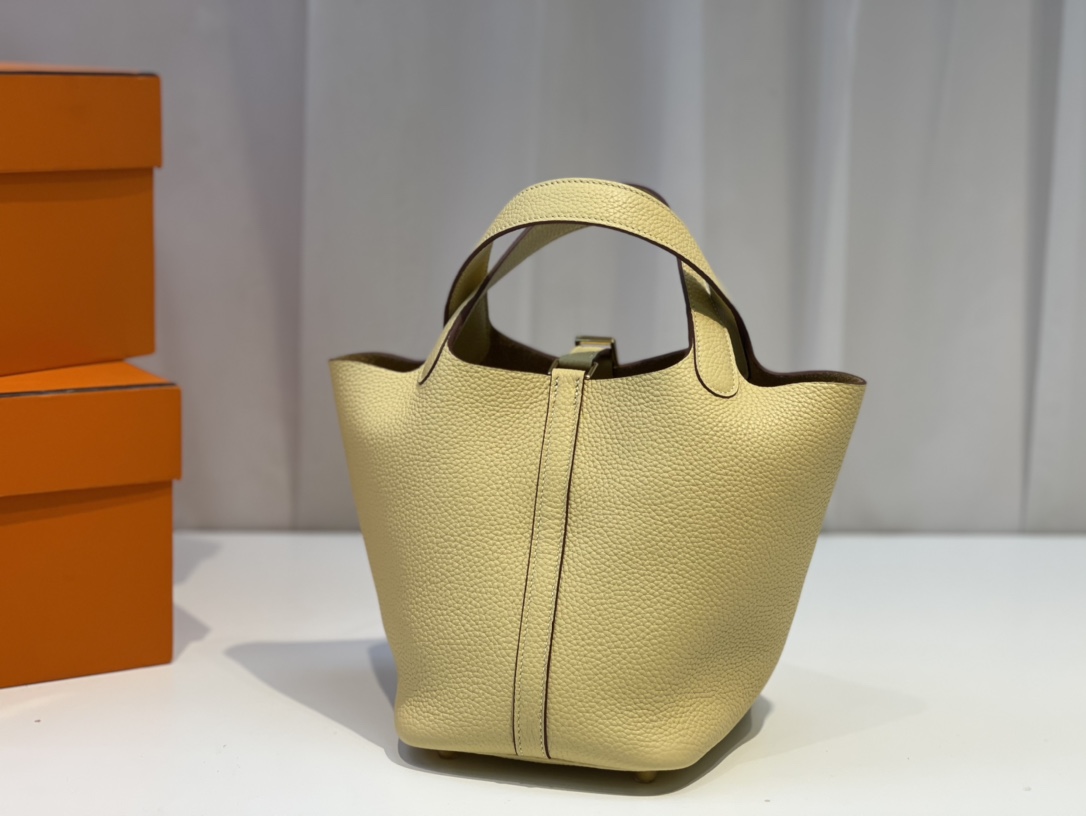 HERMES picotin 菜蓝子 18cm 进口TC 皮 1Z 小鸡黄 金扣  热门色 ！ 现货！