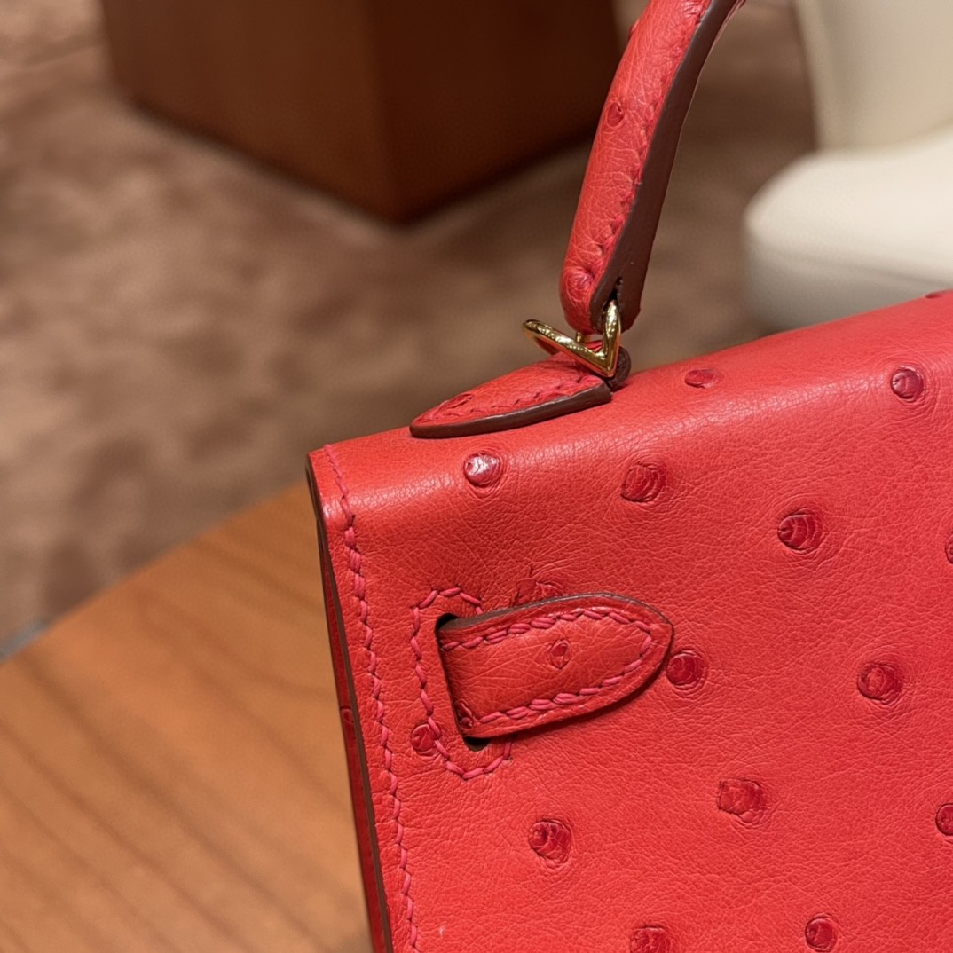 HERMES mini kelly 二代 鸵鸟皮ostrich 皮 S3 心红 金扣