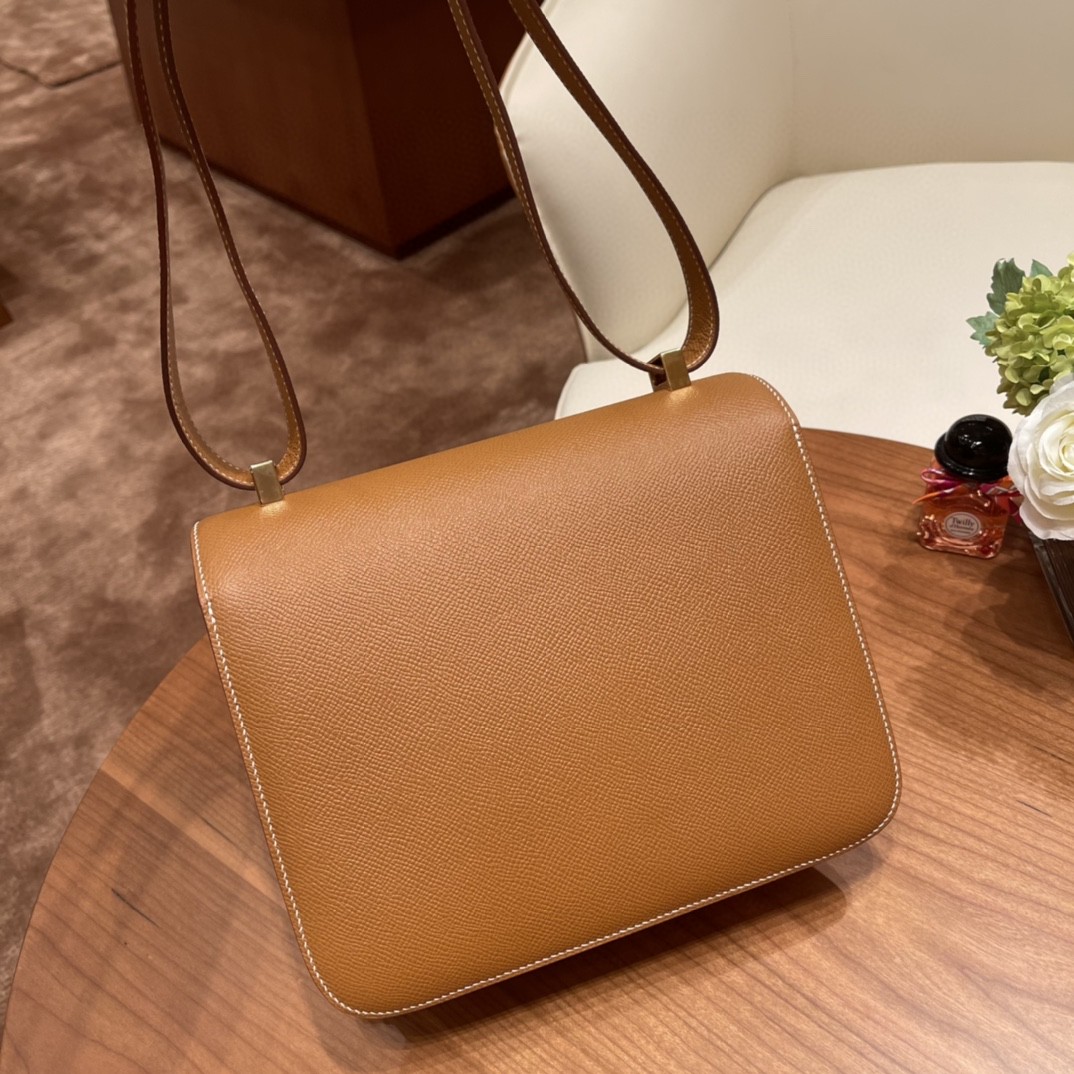 HERMES constance 24cm 一年四季都热销康康 ， Epsom 皮 37 金棕 银扣  金刚大色 经典百搭