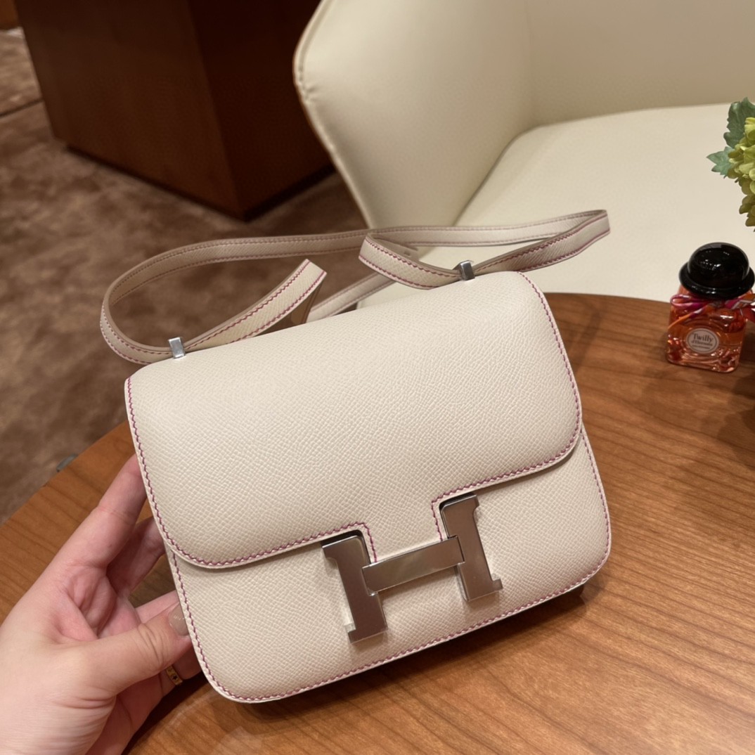 HERMES constance 19cm一年四季都热销康康 ， Epsom 皮 10 奶昔白内拼L3 玫瑰紫 银扣