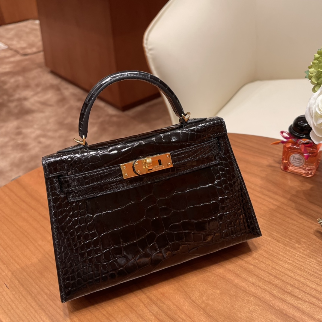 爱马仕 Mini kelly 二代 Alligator crocodile 美洲鳄鱼 89黑色 高级又低调 金扣 现货