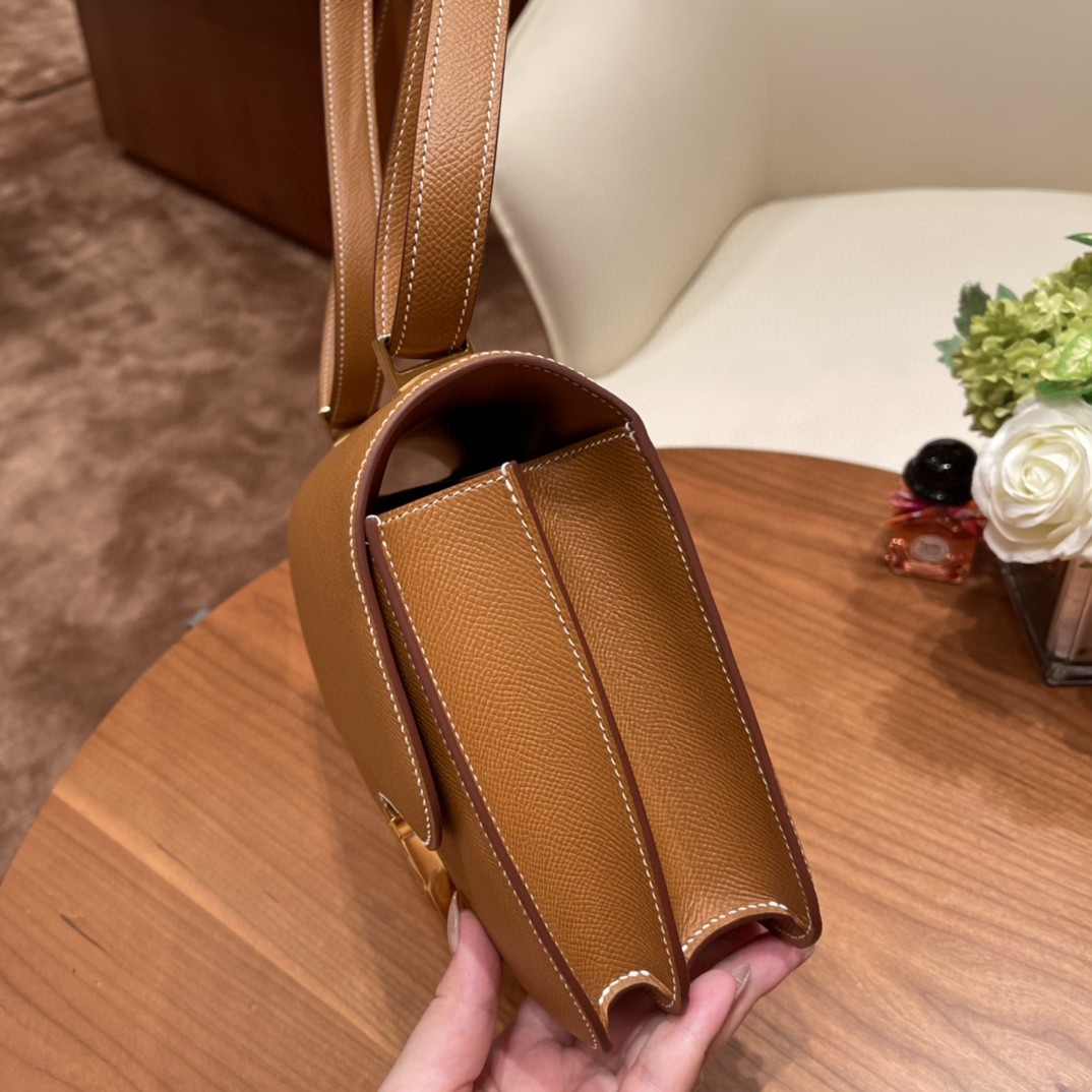 HERMES constance 24cm 一年四季都热销康康 ， Epsom 皮 37 金棕 银扣  金刚大色 经典百搭