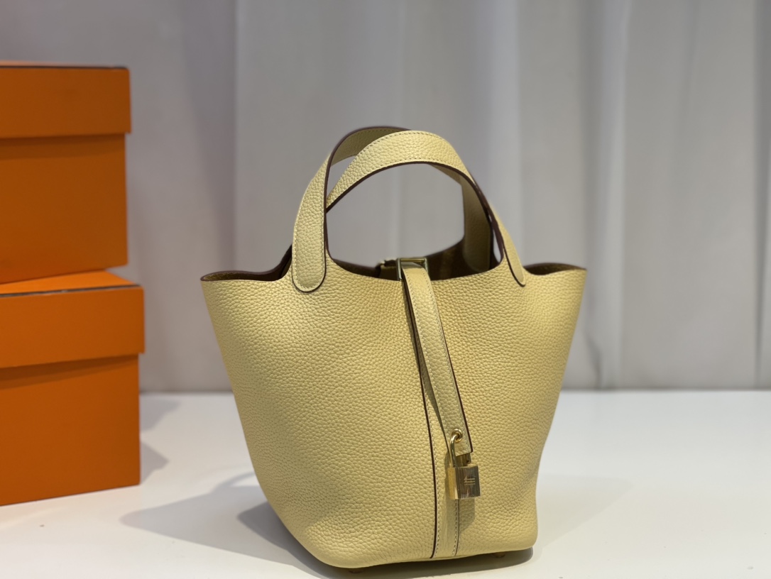 HERMES picotin 菜蓝子 18cm 进口TC 皮 1Z 小鸡黄 金扣  热门色 ！ 现货！
