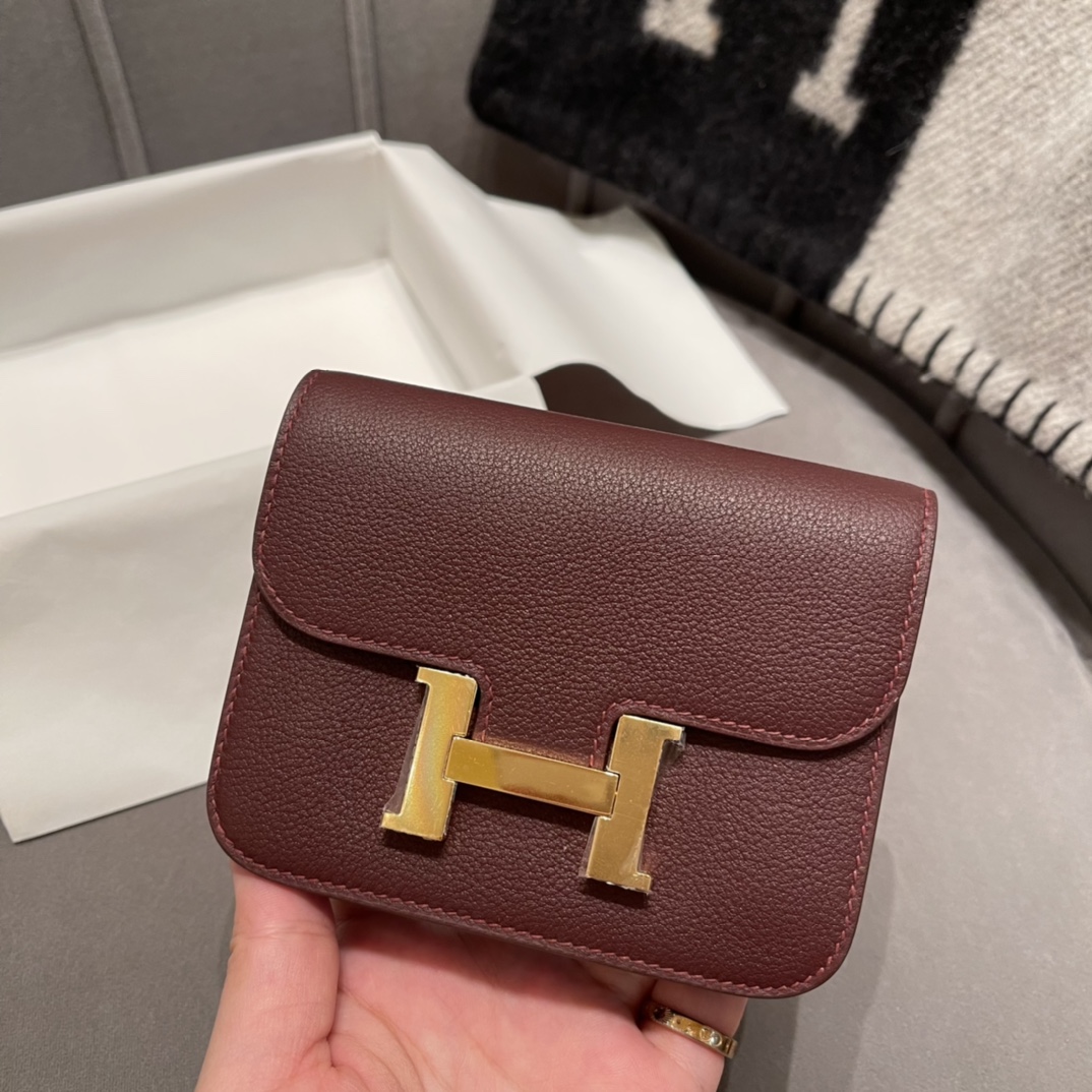 HERMES 新款康康腰包 Constance slim  超级mini  内里还有个小卡包 搭配链子当小肩包 Evercolor 皮 57 波尔多酒红 金扣