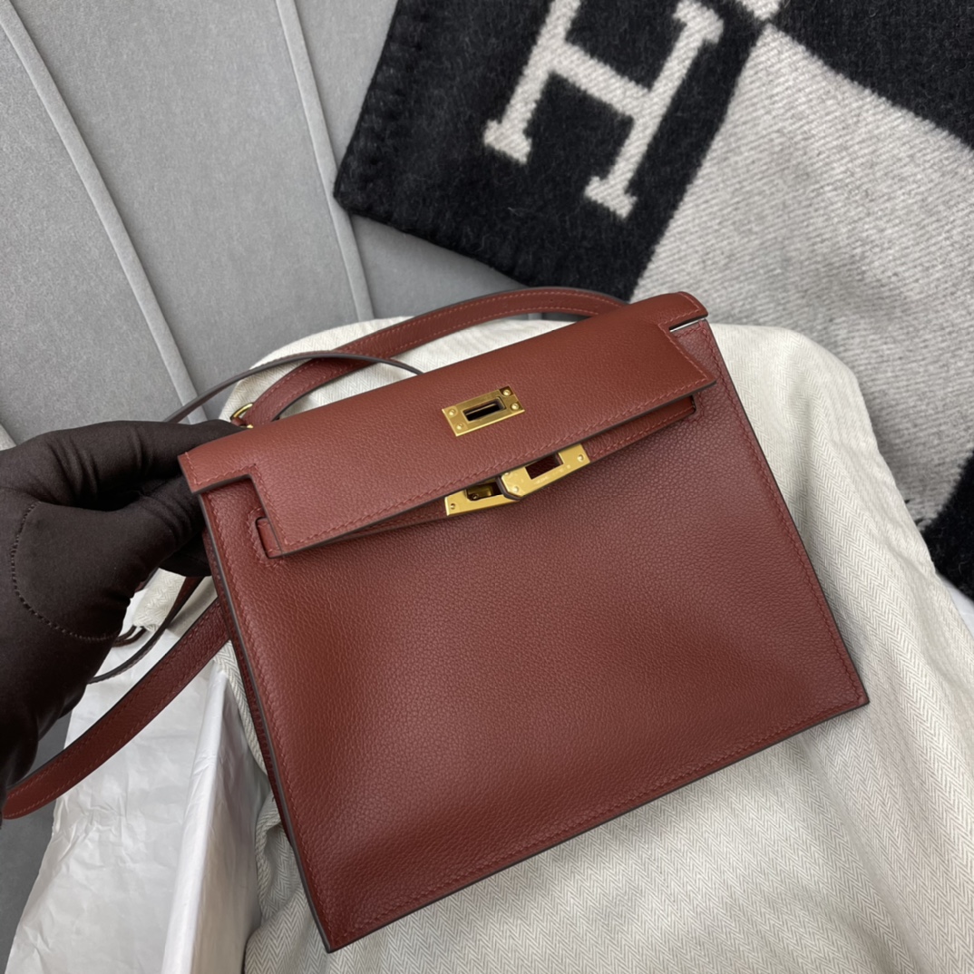 爱马仕 kelly danse跳舞包 kelly系列 正品开版 专柜品质 原厂 evercolor 57波尔多酒红Bordeaux  金扣