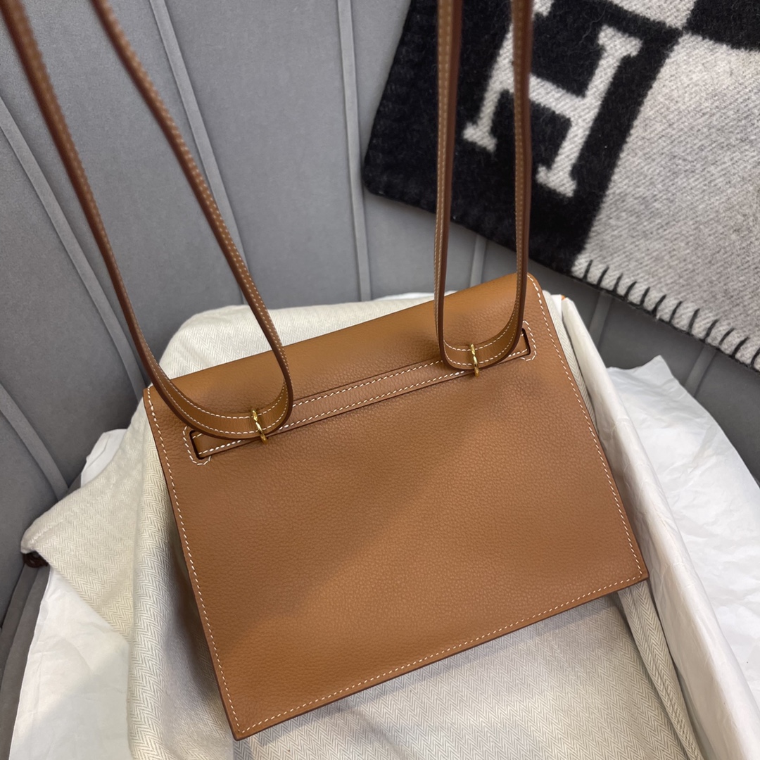 HERMES kelly danse跳舞包是kelly系列 正品开版 专柜品质原厂evercolor 37金棕gold 金扣