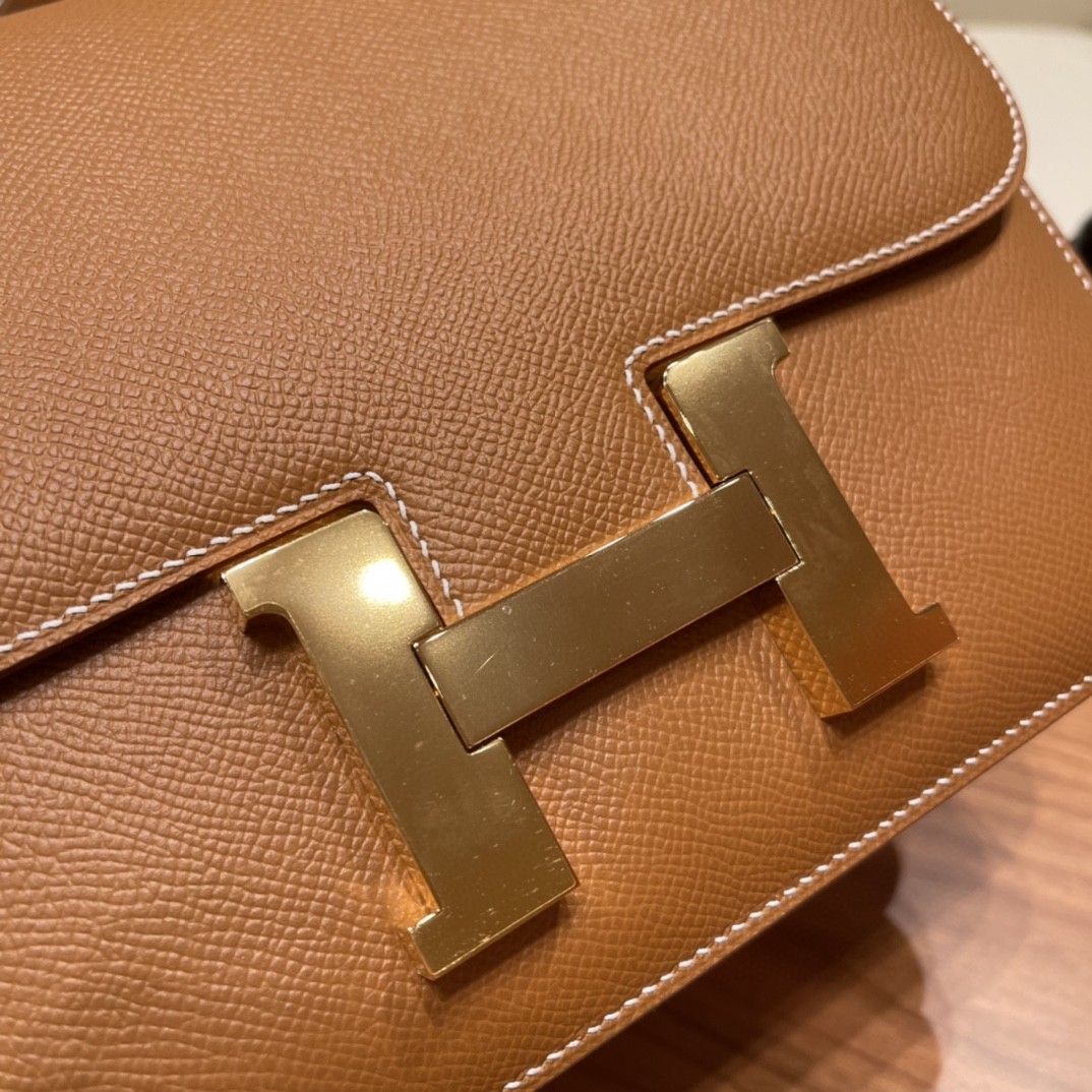 HERMES constance 24cm 一年四季都热销康康 ， Epsom 皮 37 金棕 银扣  金刚大色 经典百搭