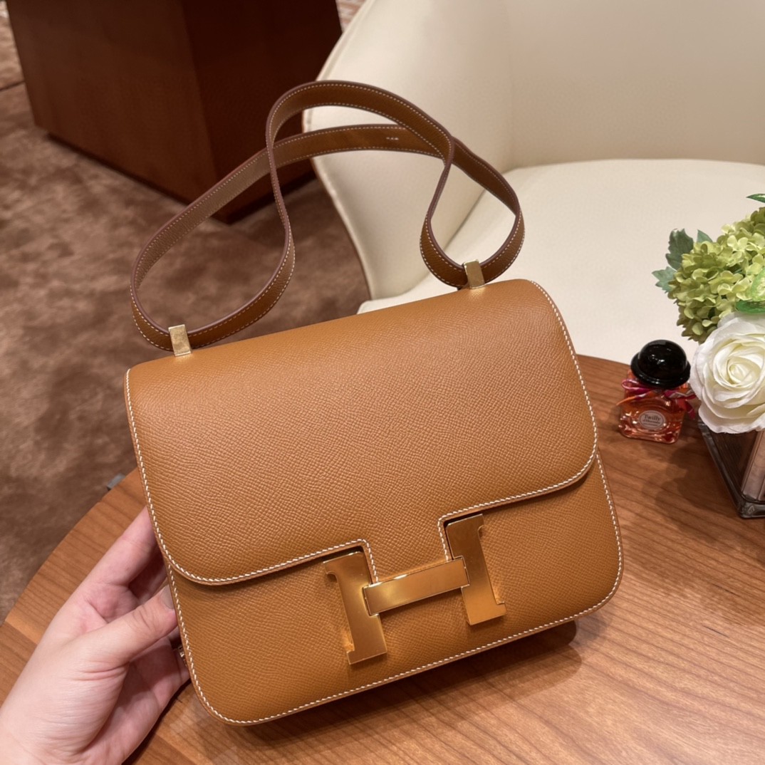 HERMES constance 24cm 一年四季都热销康康 ， Epsom 皮 37 金棕 银扣  金刚大色 经典百搭