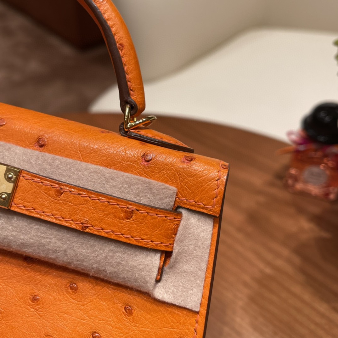 HERMES 爱马仕 mini kelly 二代 鸵鸟皮ostrich 皮 93 橙色 金扣