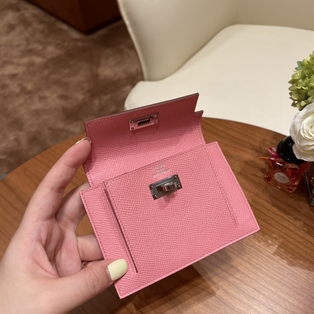 HERMES 爱马仕 Kelly pocket 配上kelly 腰带可以当腰包 Epsom 皮 1Q 奶昔粉 银扣